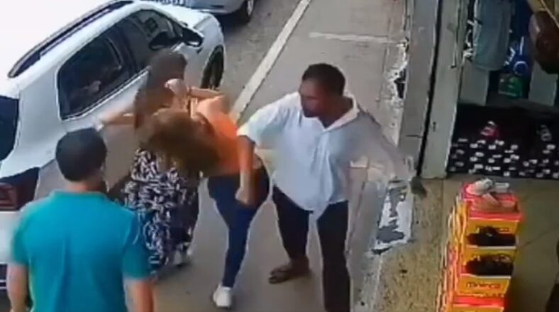 Vicious man walks down street and randomly punches woman