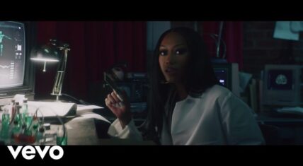 Muni Long releases video for "Made For Me"