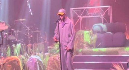 6LACK delivers acoustic pop-up concert to hometown of Atlanta