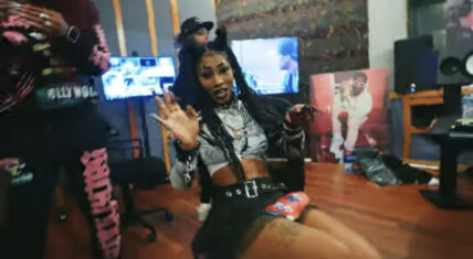 A.R. The Mermaid releases "Alright" single with OMB Peezy