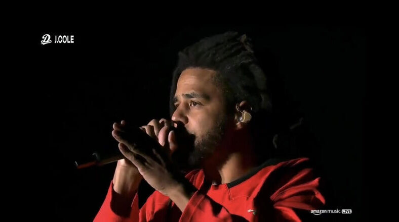 J. Cole apologizes for dissing Kendrick Lamar on "7 Minute Drill"