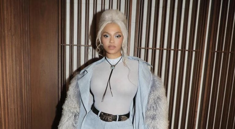 Beyoncé hints at new tour after posting ticket from 2013 tour