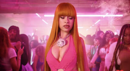 Ice Spice previews upcoming "Gimmie A Light" single