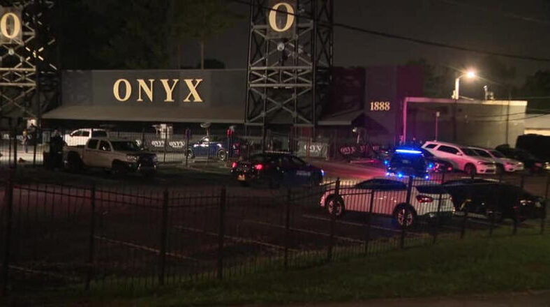 Burglars steal $250,000 from Atlanta strip club