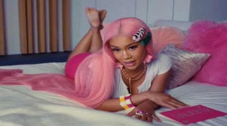 Saweetie releases new "NANi" single