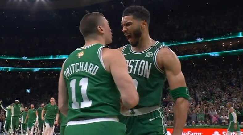 Payton Pritchard’s halfcourt buzzer beater boosts Celtics to 21-point lead
