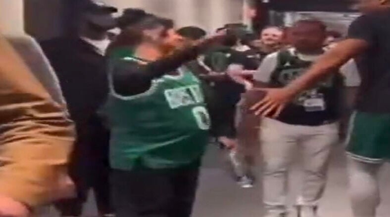 Ella Mai rumored to be expecting child with Jayson Tatum