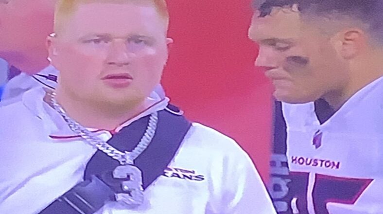 Fans joke that Texans staffer looks like King of the Hill's Bobby Hill