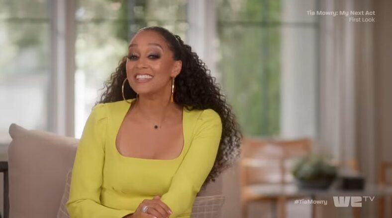 Tia Mowry clarifies remarks on Tamera: "We’re Still Close"