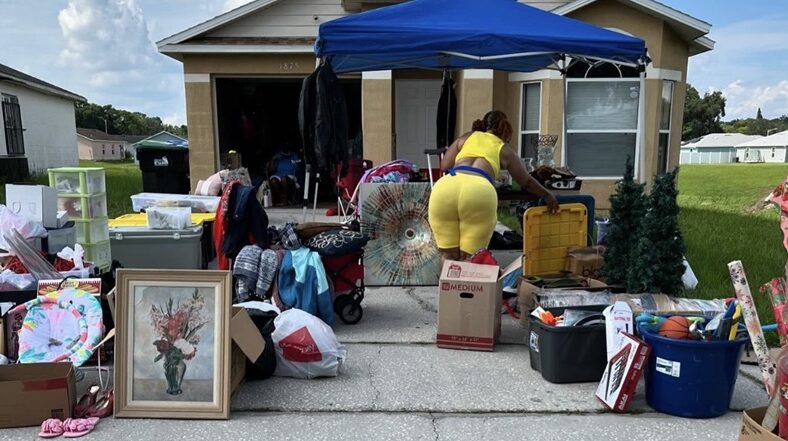 Yard sale pic goes viral as internet reacts to woman's curvy figure