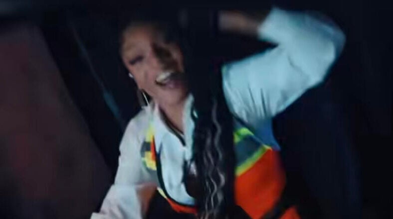 GloRilla previews video for "Hollon" single