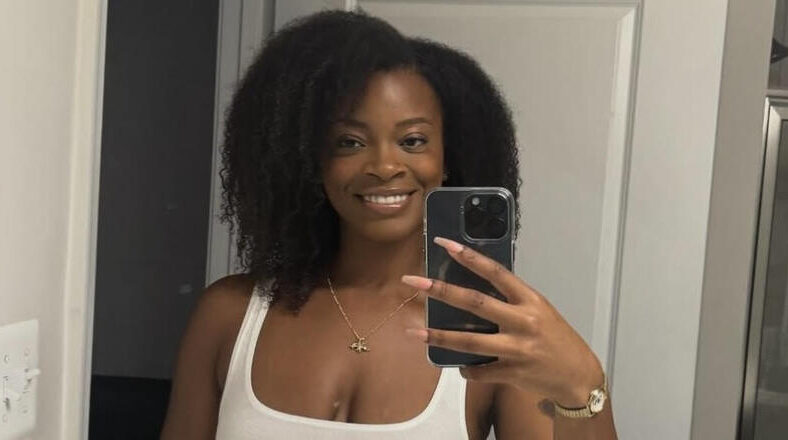 Ari Lennox announces departure from her social media accounts