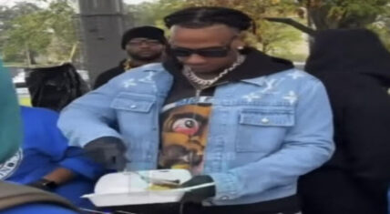 Moneybagg Yo hosts food giveaway in Memphis