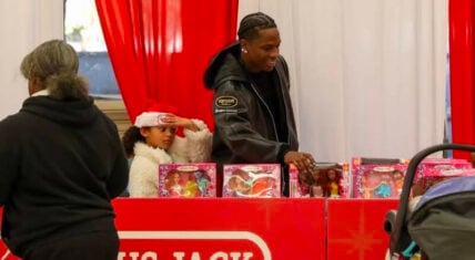 Travis Scott and Cactus Jack Foundation hold holiday drive at TSU