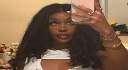 SZA denies that she removed Frank Ocean feature from "Lana" album