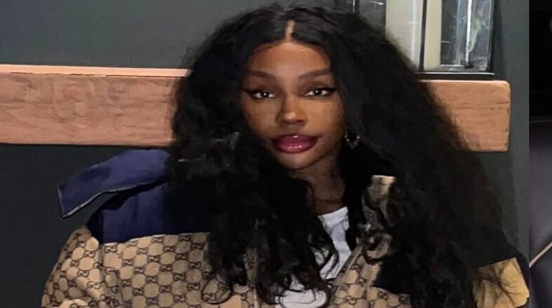 SZA reveals that she has parted ways with manager