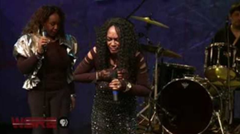 Gwen McCrae performed in Florida in 2010. Reports are saying she has now passed away.