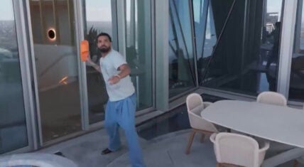 Drake’s Hilarious Drone Moment in Australia Goes Viral