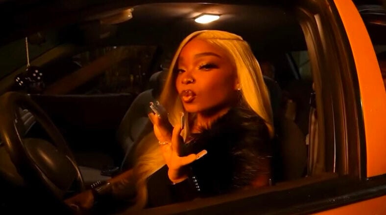 Lola Brooke announces new "Disgusted" single