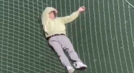 A man attempted to jump from the Golden Gate Bridge, but was caught by the safety net.