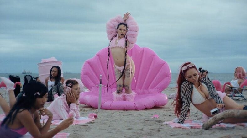 SAILORR releases visuals for "B*tches Brew"