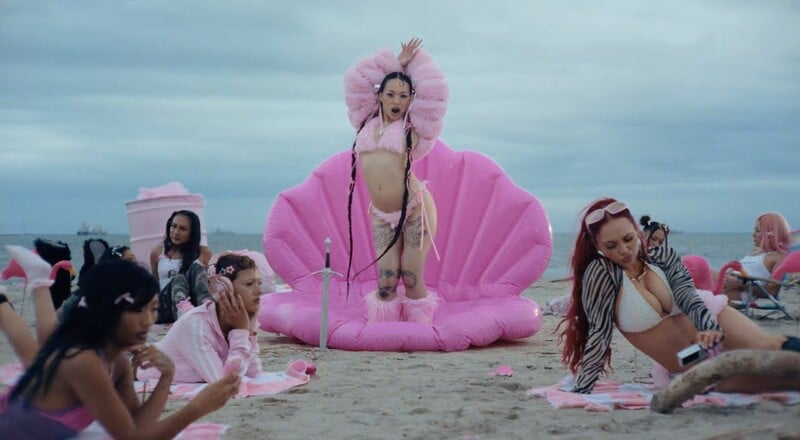 SAILORR – “B*tches Brew” [VIDEO]
