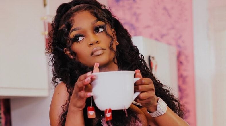 Aleza releases visuals for "What's Tea"