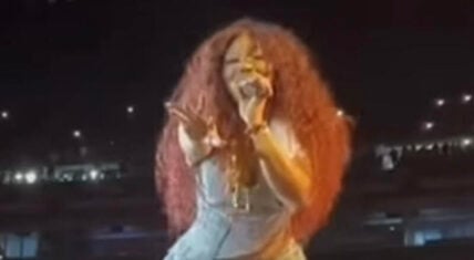 SZA gifts fan tickets to Grand National Tour