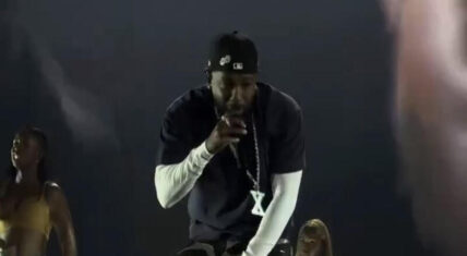 Kendrick Lamar performs