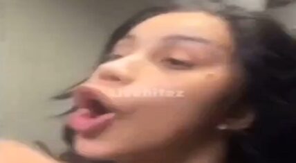 Cardi B got into it with the State Farm Arena staff before her final tour date. She closed her tour in Atlanta and she put on quite the show. However, she got upset with the arena's workers, accusing them of disrespecting her.
