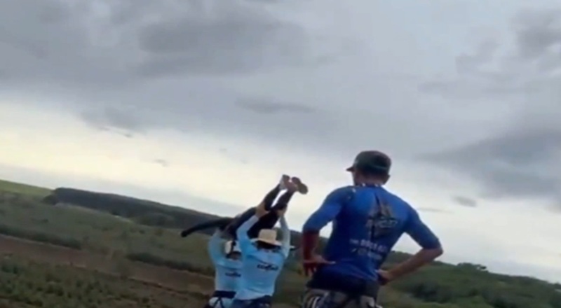 Workers push woman off bridge for rope jump, forget to attach the rope; She falls 40 meters to her death [VIDEO]